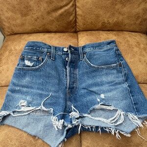 501 Levi jean shorts